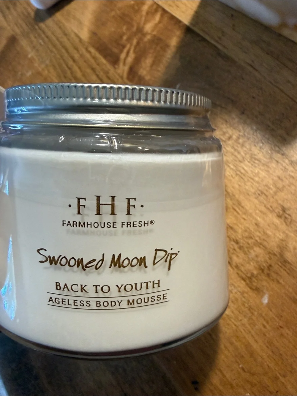 New FarmHouse Fresh Swooned Moon Dip Ageless Body Mousse - Anti Aging